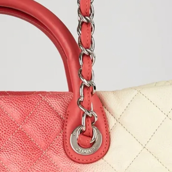 Additional photos CHANEL Leather Ombre GST Tote - Picture 14 of 16